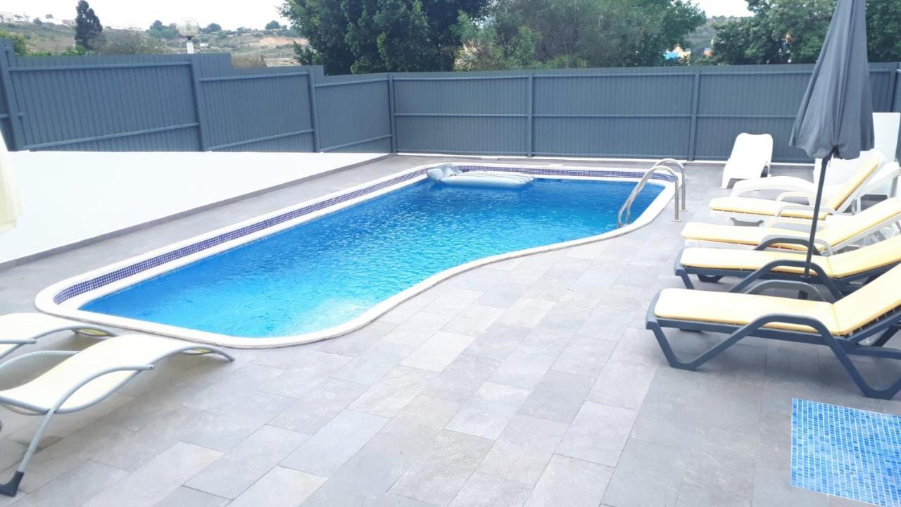 Marina Villa Pool 阿尔布费拉 外观 照片