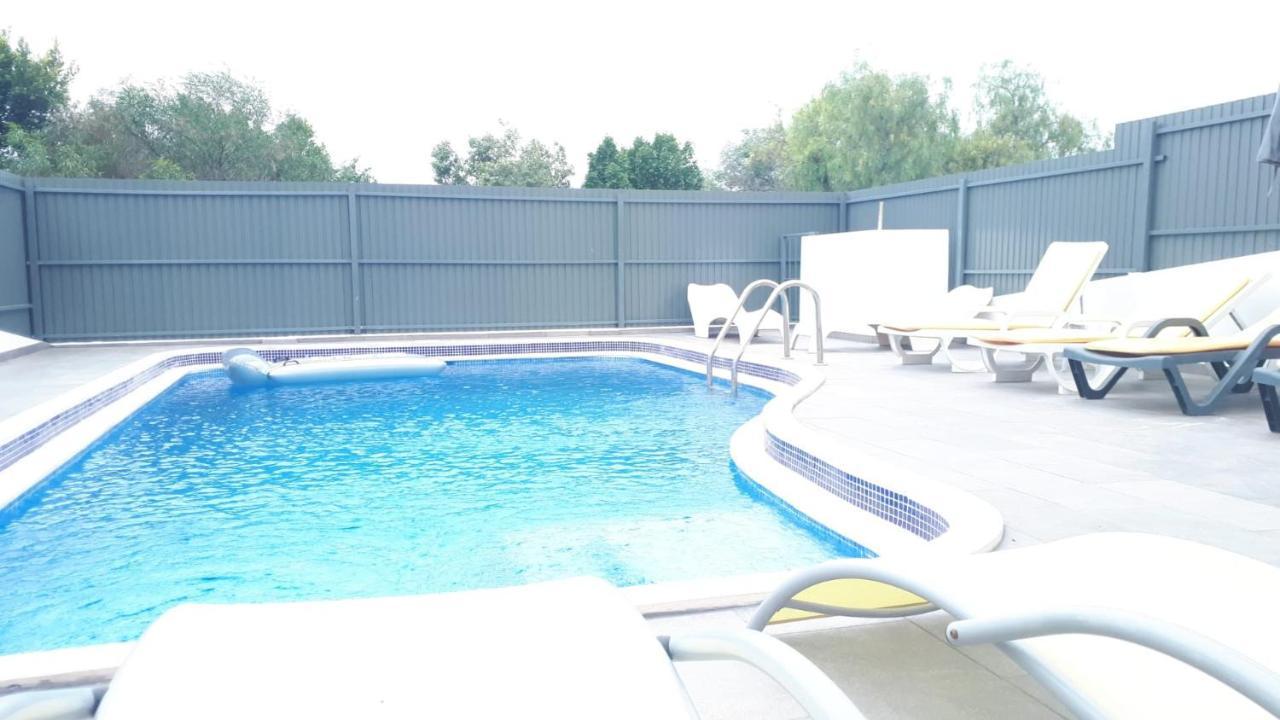 Marina Villa Pool 阿尔布费拉 外观 照片